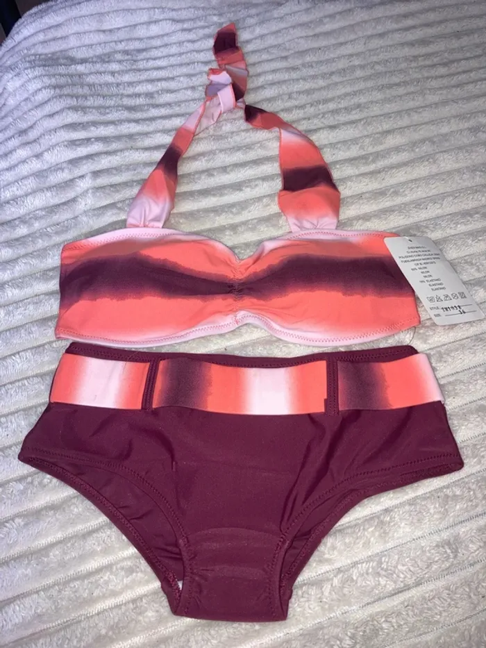 Maillot de bain 2 pièces bordeau T.S