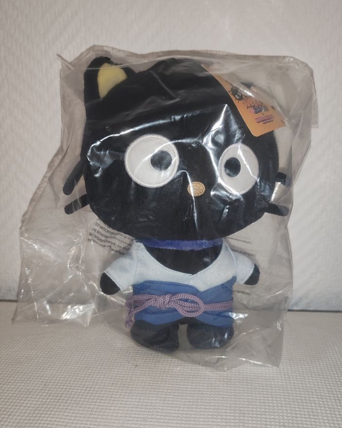 Peluche Naruto Shippuden & Hello Kitty Chocolat Sasuke 20 CM.