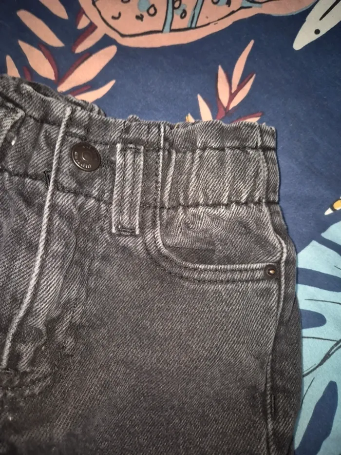 Jeans noir - photo numéro 2