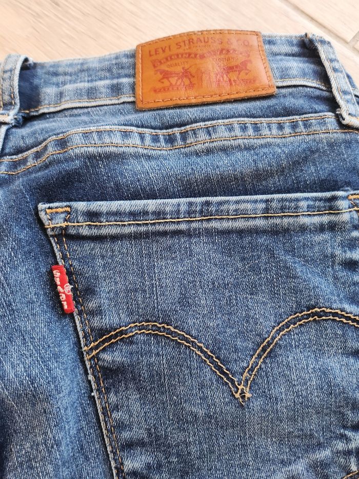Jeans levi's - photo numéro 3