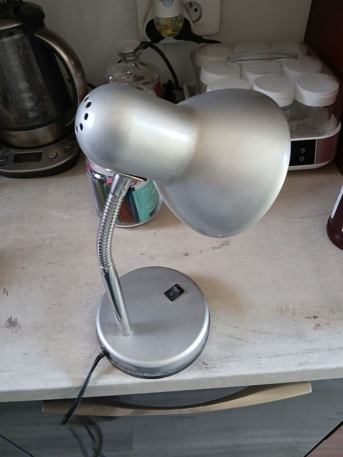 LAMPE DE BUREAU CONFORAMA - photo numéro 3
