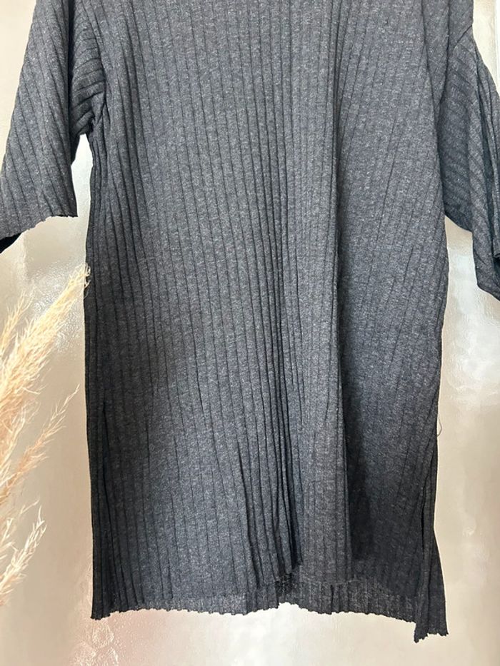 T-shirt à rayure gris foncé Shein neuf S - photo numéro 2