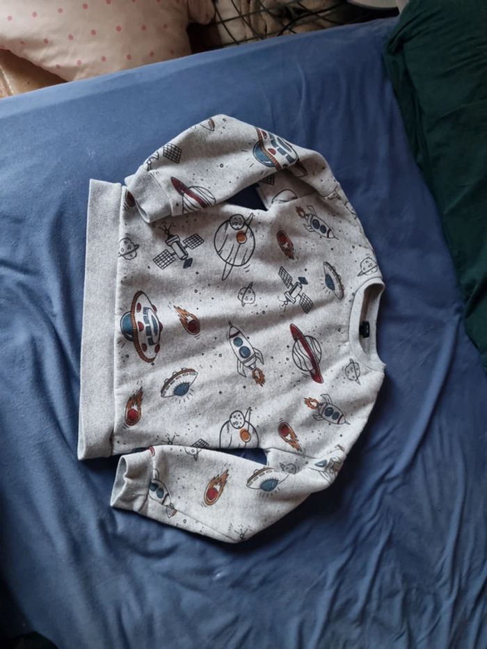 Lot pull et veste - photo numéro 3