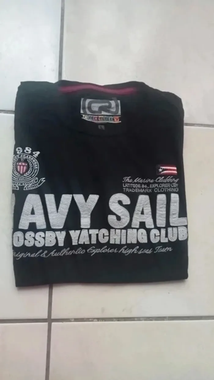 T shirt Navy Sail comme neuf - photo numéro 4