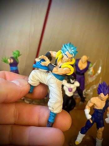 Figurine dragon ball gashapon hg Gogeta sjj bleu