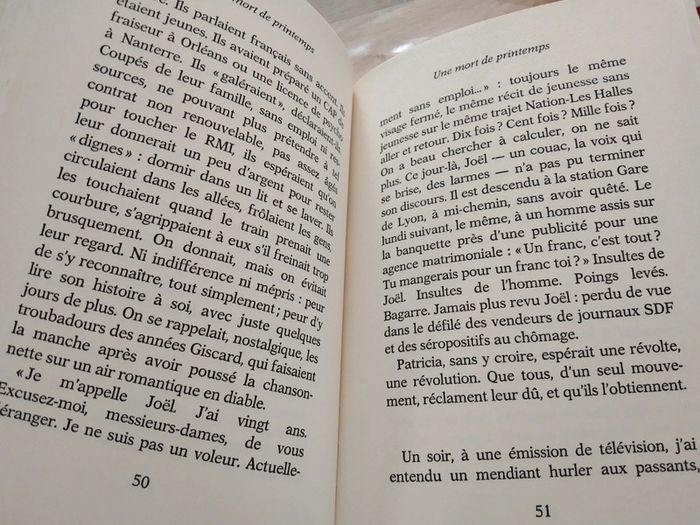 Livre une mort de printemps - photo numéro 3