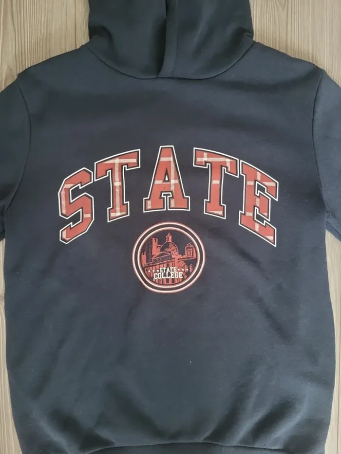 Sweat à capuche primark 12/13 ans - photo numéro 2