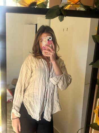 Chemise beige à rayures noir