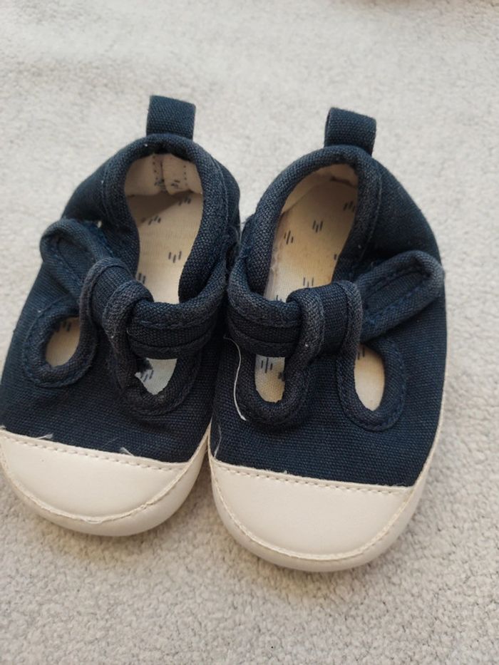 2 paires chaussures bébé été 6-9 mois - photo numéro 2