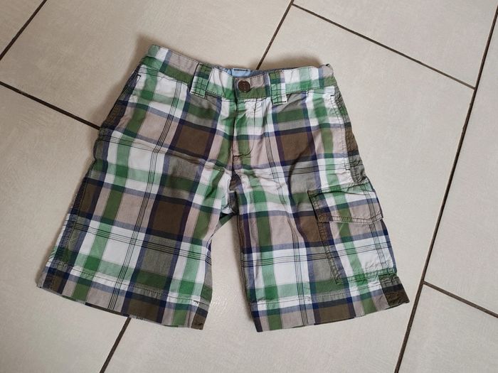 Short lacoste 4 ans
