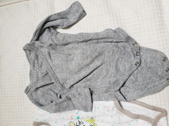 Lot de 4 bodies - photo numéro 7