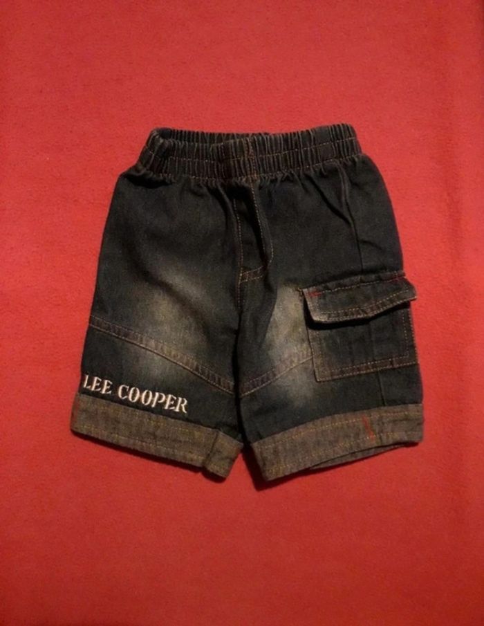 Short jeans taille 3 mois