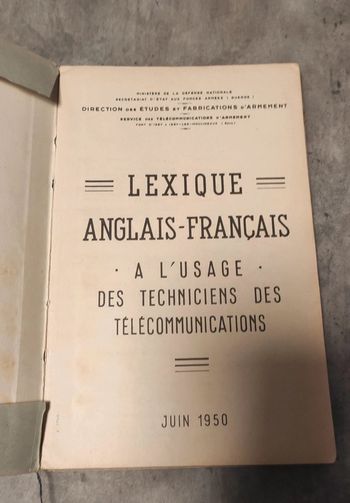 Lexique anglais français à l'usage des techniciens de communication