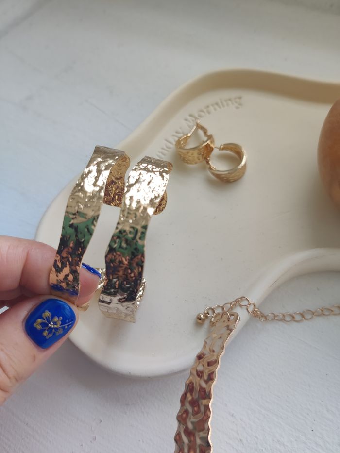 Parure collier, bracelet et boucles d'oreilles doré Neuf - photo numéro 3
