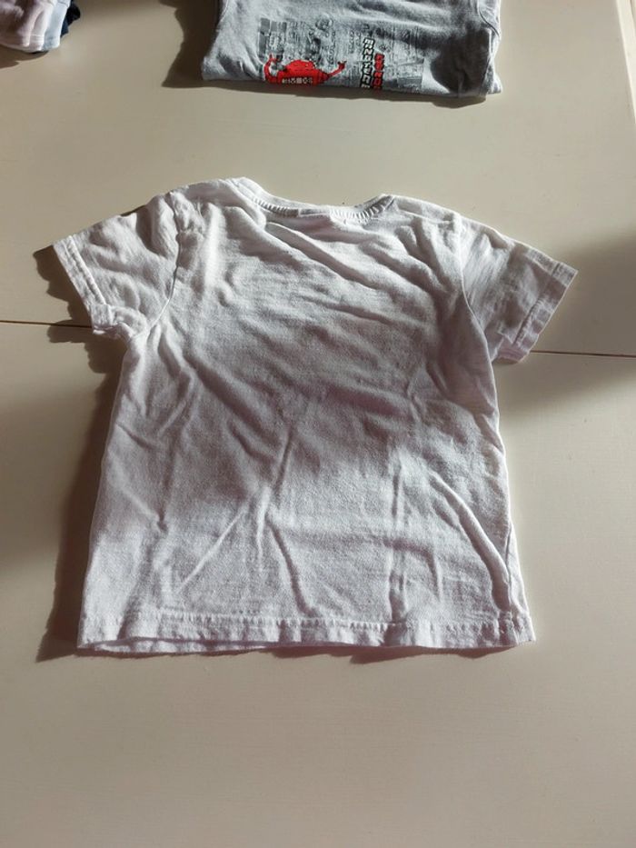 Tee-shirt - photo numéro 2