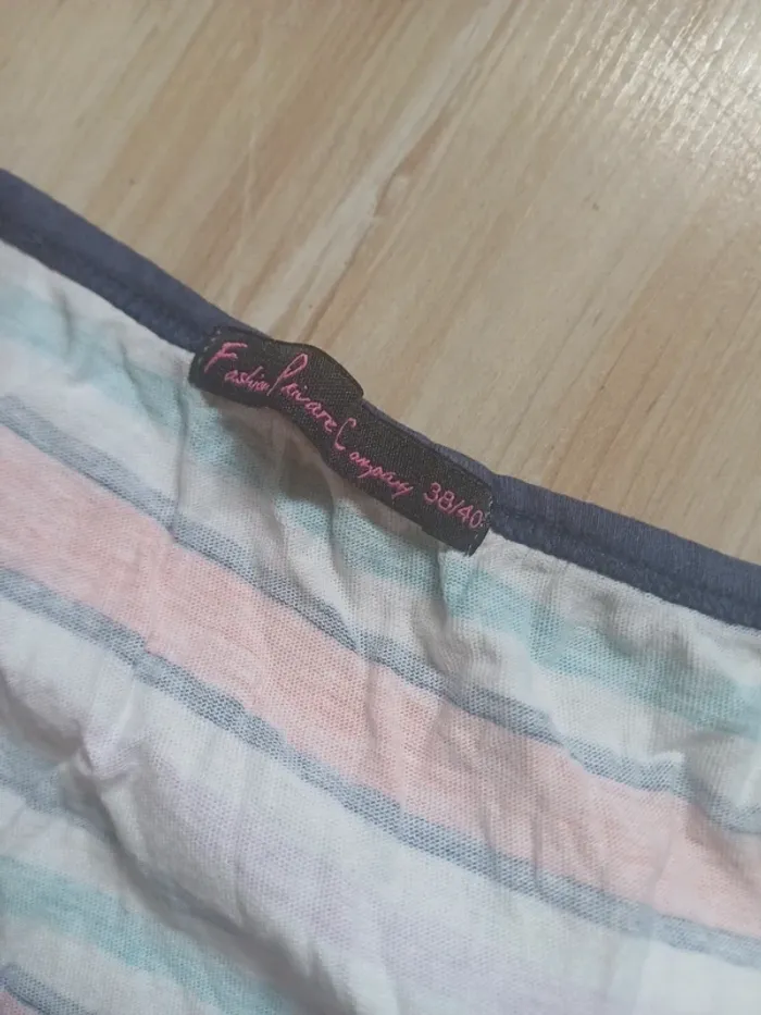 Chemise de nuit bretelle rayée taille 38/40 - photo numéro 3