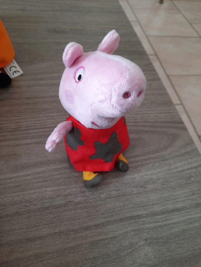Peluche peppa