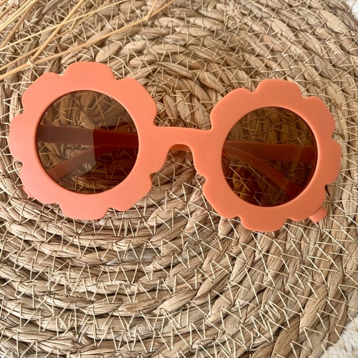 Lunette de soleil enfant anti UV 400 - photo numéro 3