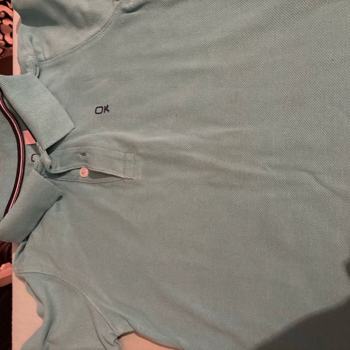Vends lot de deux polos de marque okaidi taille 6 ans très bon état - photo numéro 2