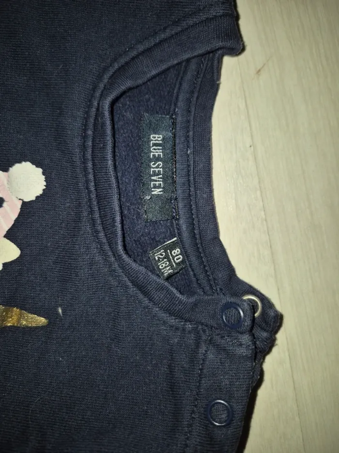 Pull marine/noir motif licorne - photo numéro 3