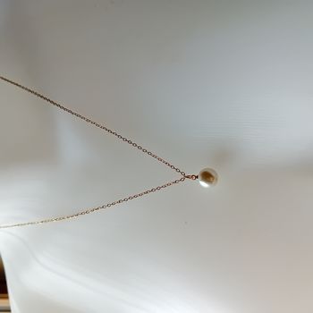 collier doré perle imitation nacre