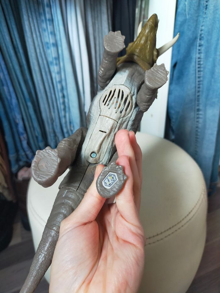 Dinosaure sonore Jurassic park Jurassic word - photo numéro 7