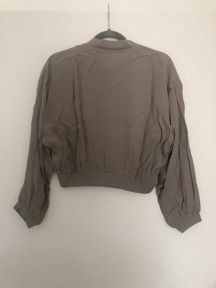 Superbe beau blouson aviateur court fluide Zara neuf avec étiquette taille M - photo numéro 7