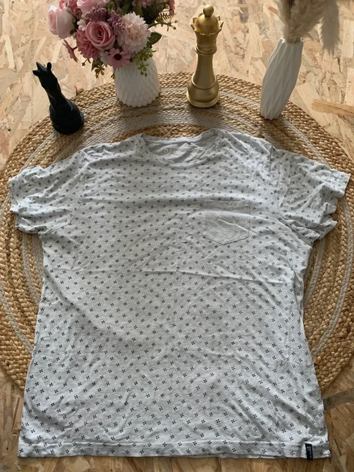 T-shirt à motif - photo numéro 2