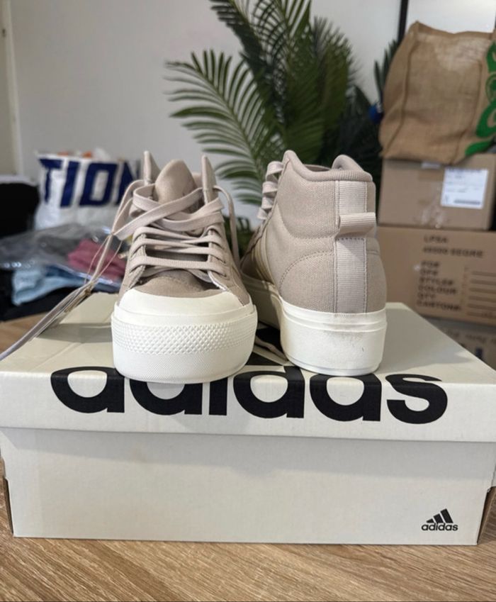 Adidas bravada 2.0 mid plateform - photo numéro 4