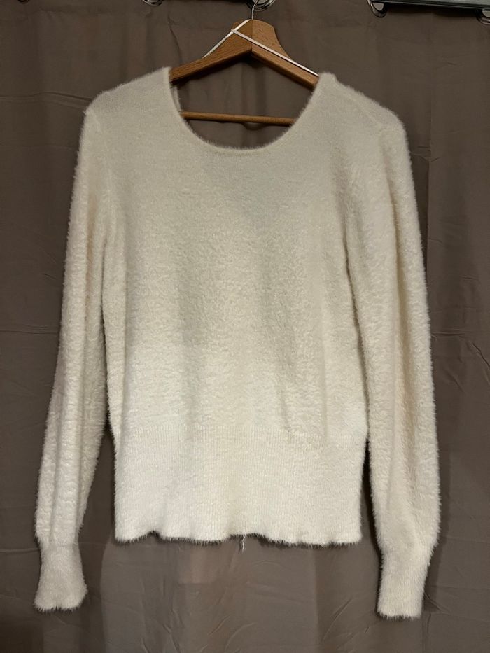 Pull blanc