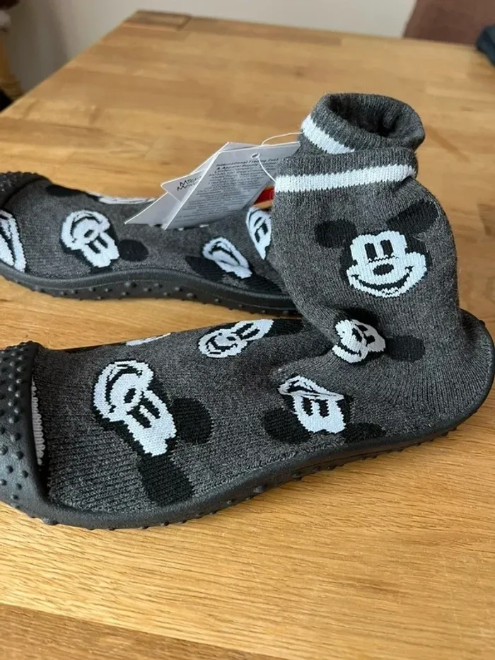 Chausson mickey disney - photo numéro 2