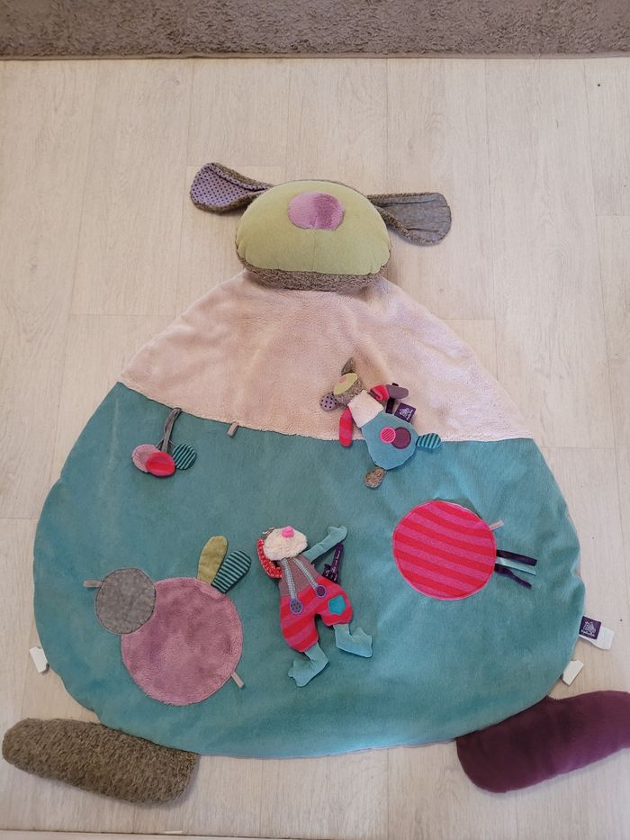 Tapis d eveil  MOULIN ROTY avec 2 doudous supplémentaires