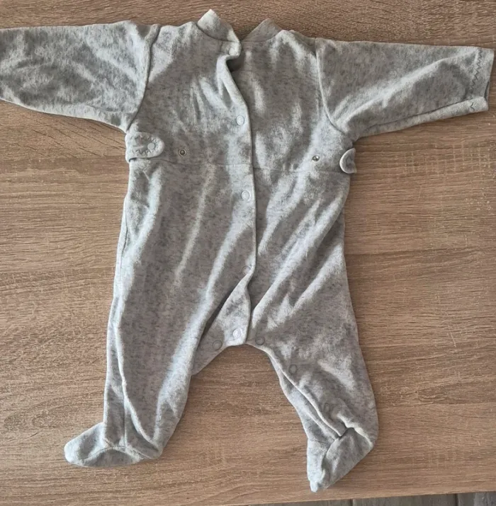 Pyjama - photo numéro 2