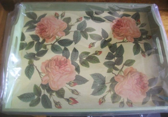 Plateau déjeuner roses