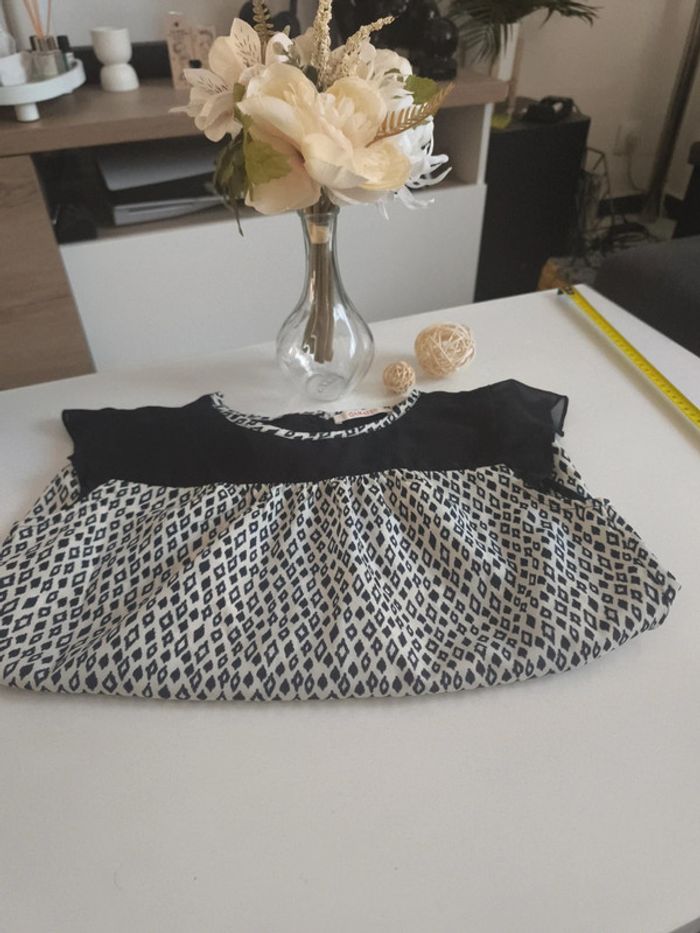 Top Camaïeu bleu et blanc Taille M très bon état