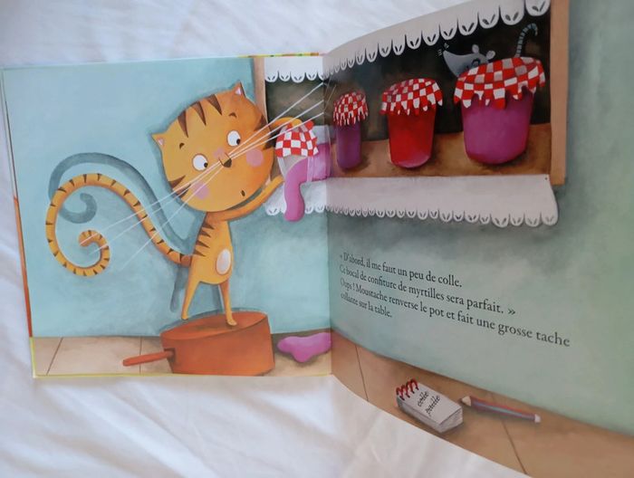 Moustache ne se laisse pas faire - photo numéro 4