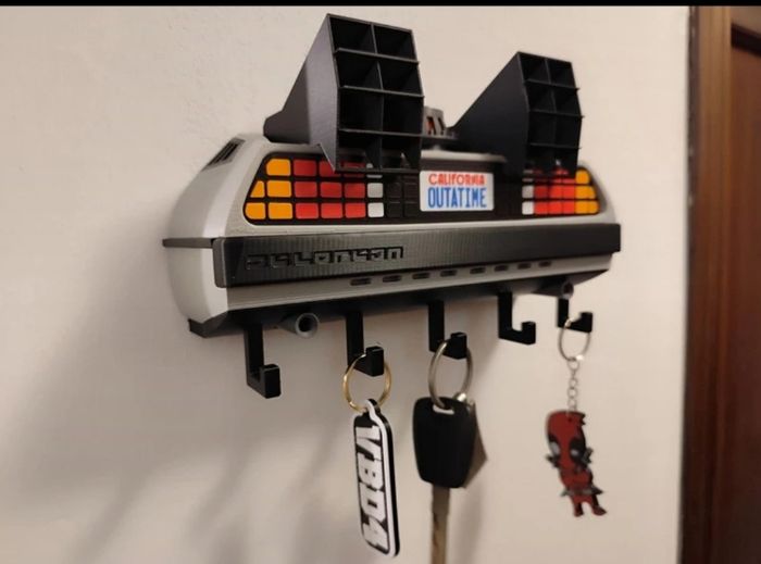Porte-clés  mural  DeLorean retour vers le futur - photo numéro 4