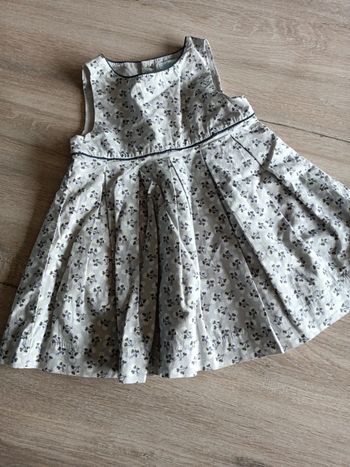 6. Robe Obaibi 9mois 71cm