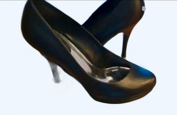 Jolis escarpins noirs taille 40 TBE