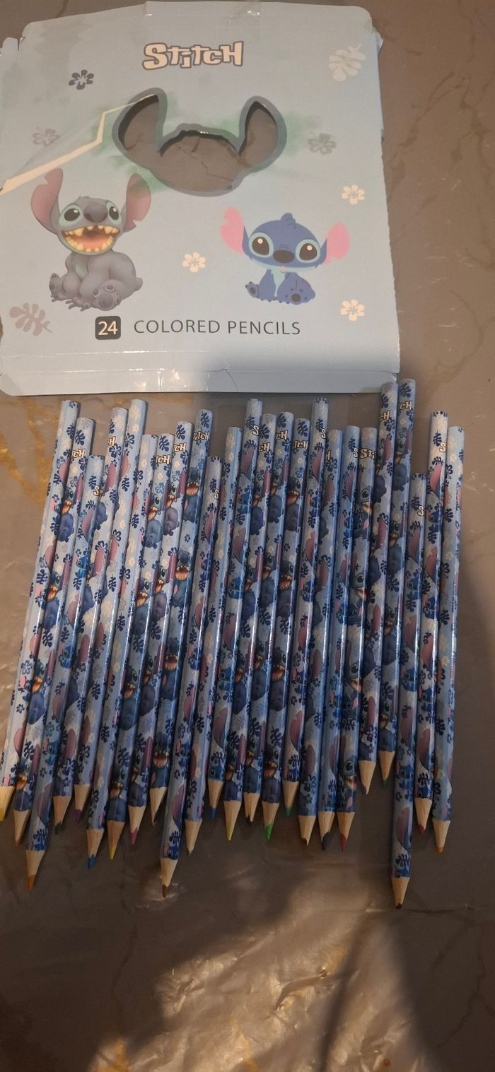 Lot 24 crayon de couleur - photo numéro 4