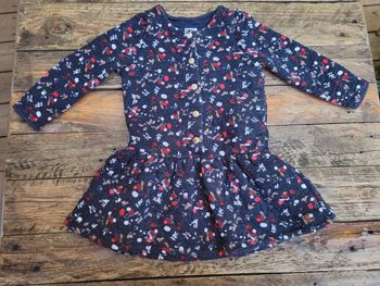 Superbe robe Petit Bateau 🚢 molletonnée, chaude, 2 ans = 24 mois