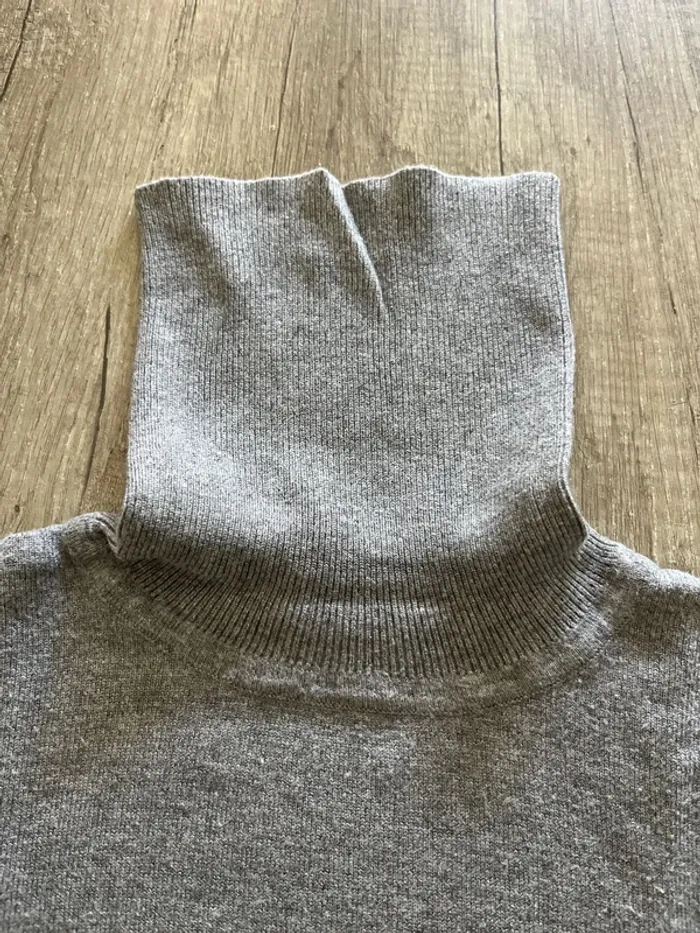 Pull col roulé - photo numéro 3