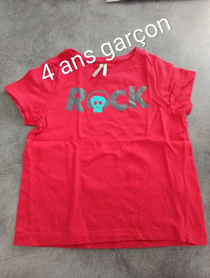 Tee shirt manches courtes