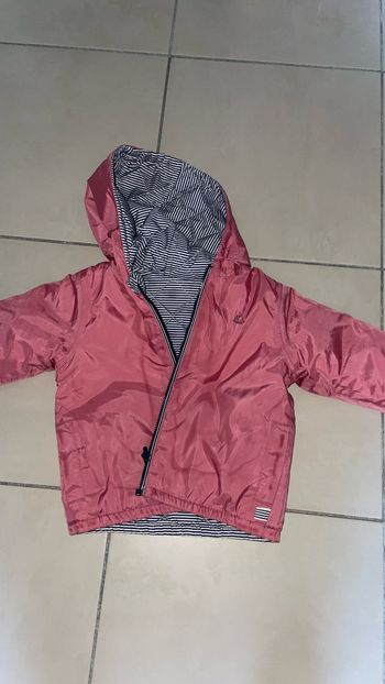 Veste fille réversible rose et rayée bleu