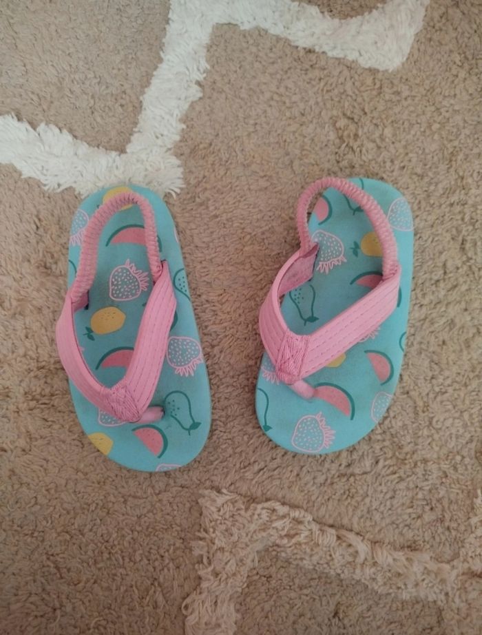 Tongs de plage Bb Fille taille 24 Shein bleu ciel - photo numéro 2