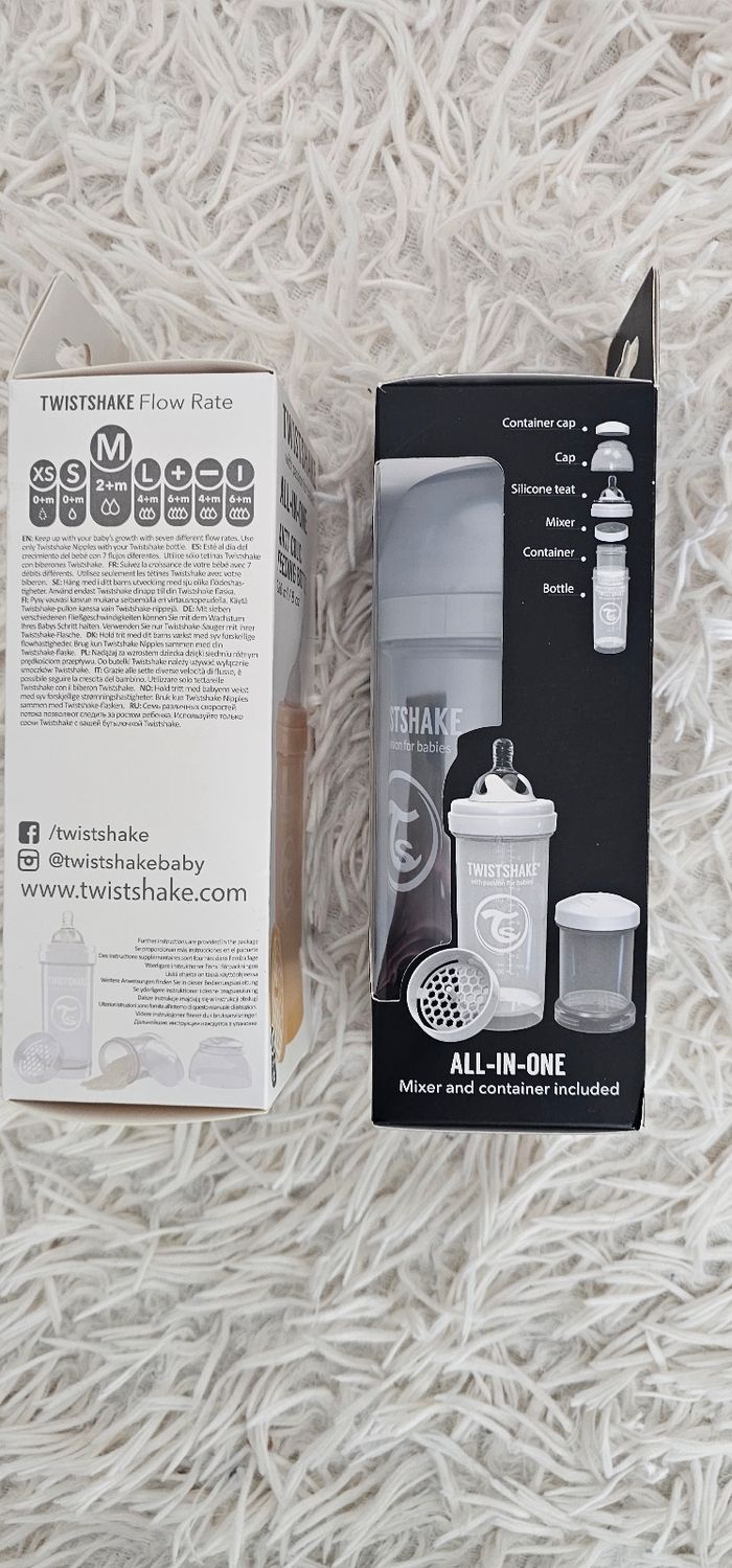 Lot de 2 biberons anticoliques Twistshake neufs - photo numéro 5