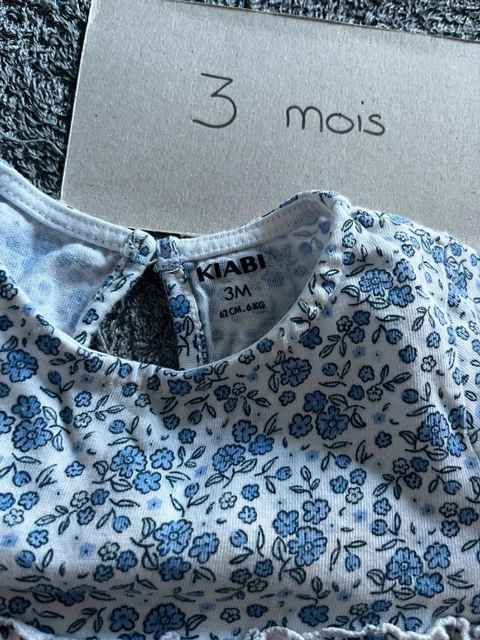 Ensemble fille 3 mois - photo numéro 3