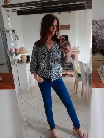 Blouse femme 46 48 noire et blanche dentelée c80