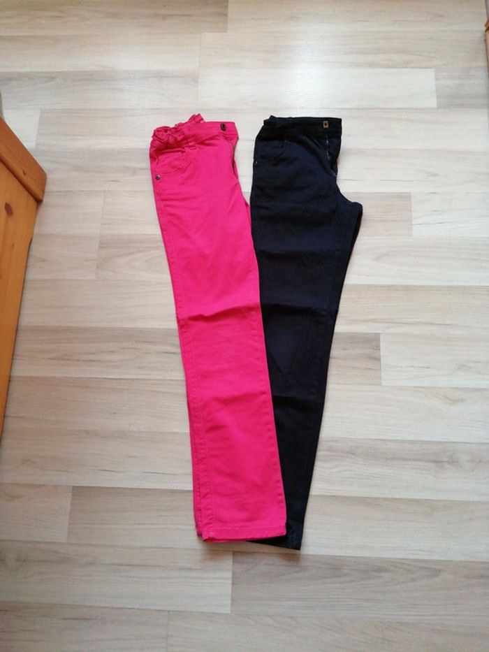 Lot 2 pantalons ceinture réglable
