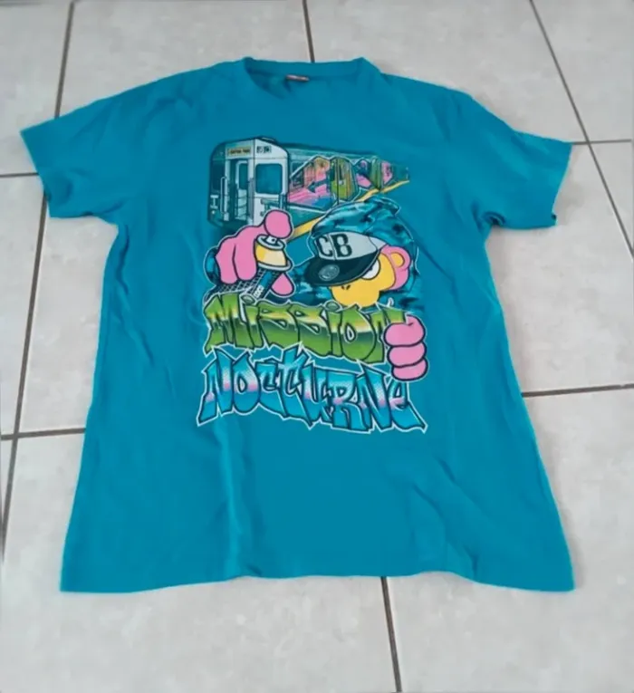 T-shirt graffiti taille S